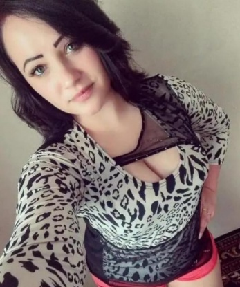 Живу в Москве и готова устроить тебе незабываемый вечер. Мои услуги обеспечат полный релакс и настоящее блаженство. Могу предложить классический и эротический массаж, ролевые игры, интимные фантазии. У меня прекрасные отзывы от довольных клиентов, которые ценят мою мастерство и обаяние. ❣️ Встретимся в комфортной обстановке или я могу приехать к тебе. Фото - настоящие. Выбери меня и ты не пожалеешь! 💋 7849, 27 лет